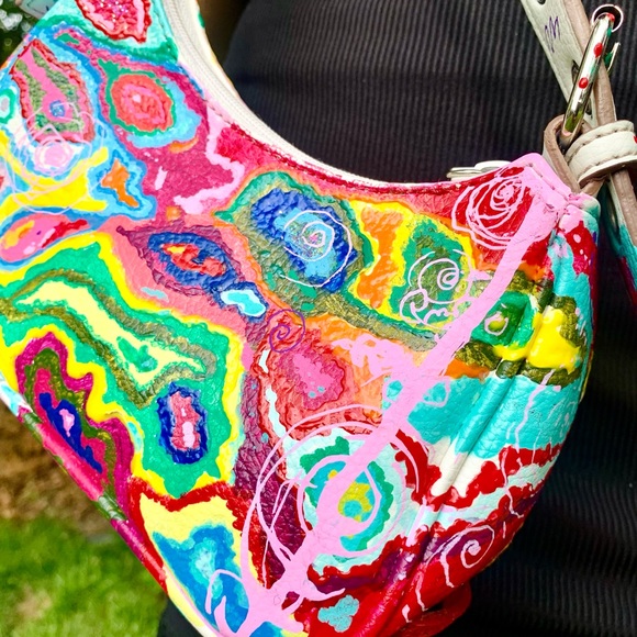 Multicolored Hand painted painted Y2K Vintage purse - Picture 3 of 3
